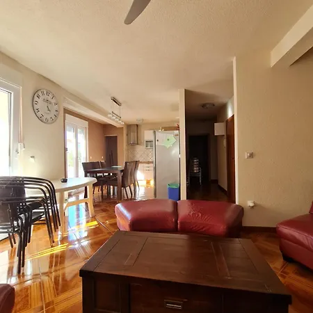 Apartamento Naomi And Marsel Trogir