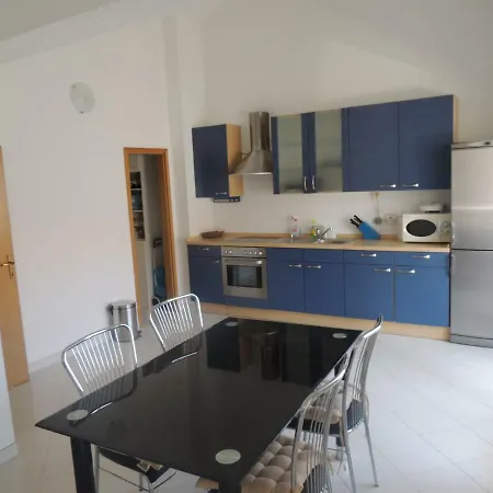 Naomi And Marsel Apartamento Trogir