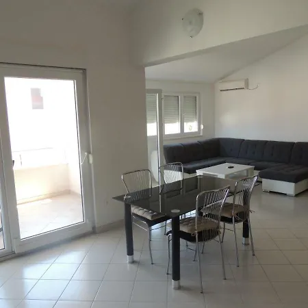 Apartamento Naomi And Marsel *